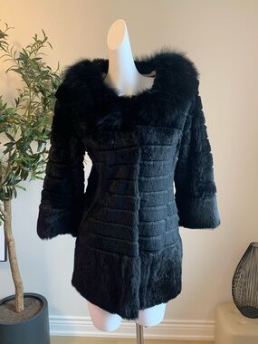 Black Fox Fur Coat Slim Fit Elegant Lightweight Fur Jacket M